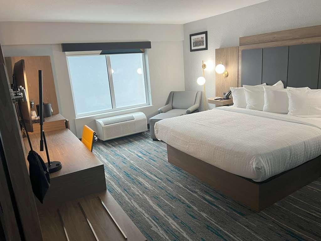 Best Western Plus Mobile Inn And Suites Rum bild