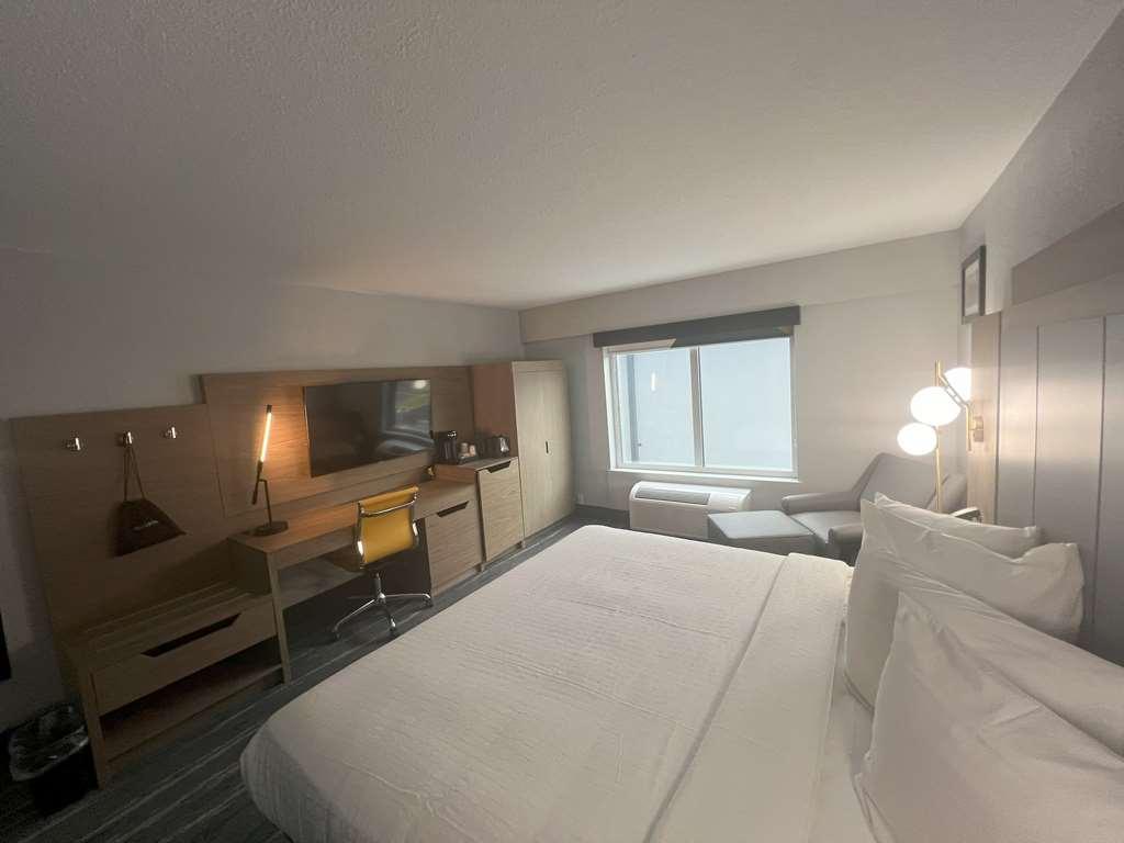 Best Western Plus Mobile Inn And Suites Rum bild