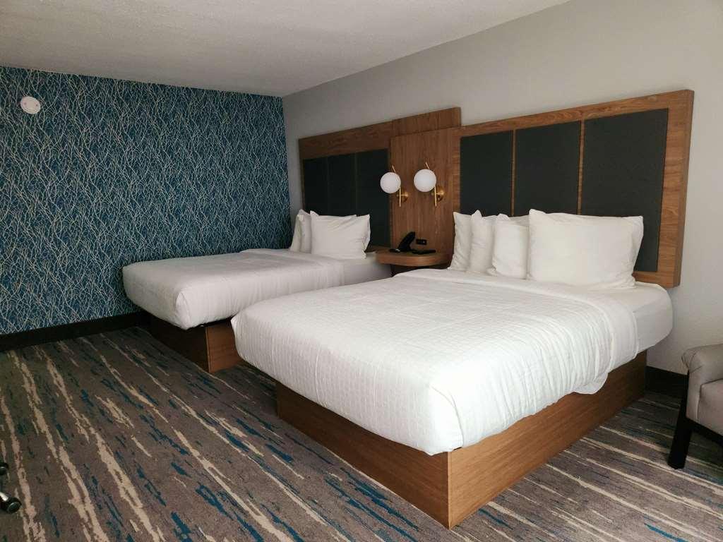 Best Western Plus Mobile Inn And Suites Rum bild